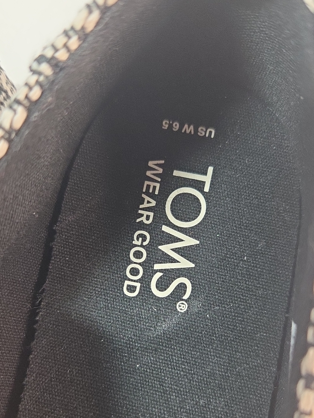 Toms Women's Black & White Geometric Slip-On Flats - Picture 4 of 4